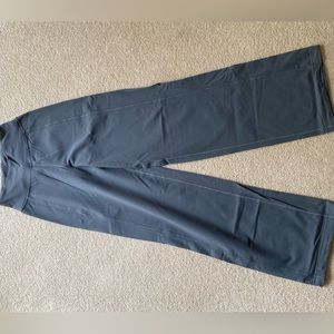Lululemon sit in stillness wide leg pant size 4